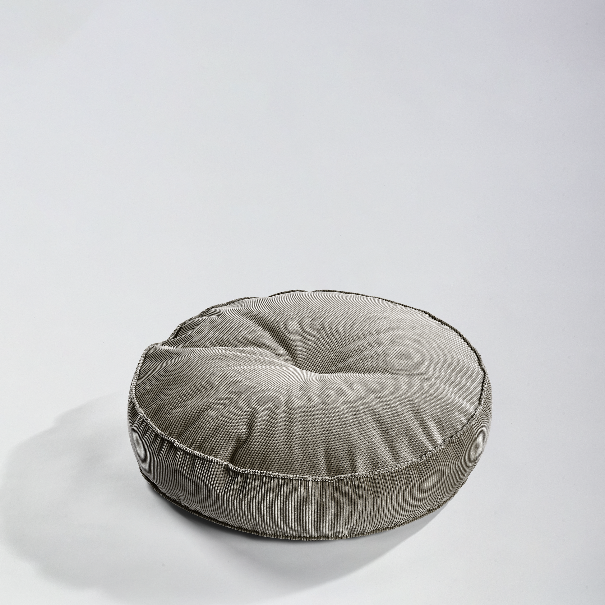 Orthopädisches Design Cord Hundekissen Mira von Buciano in Grau