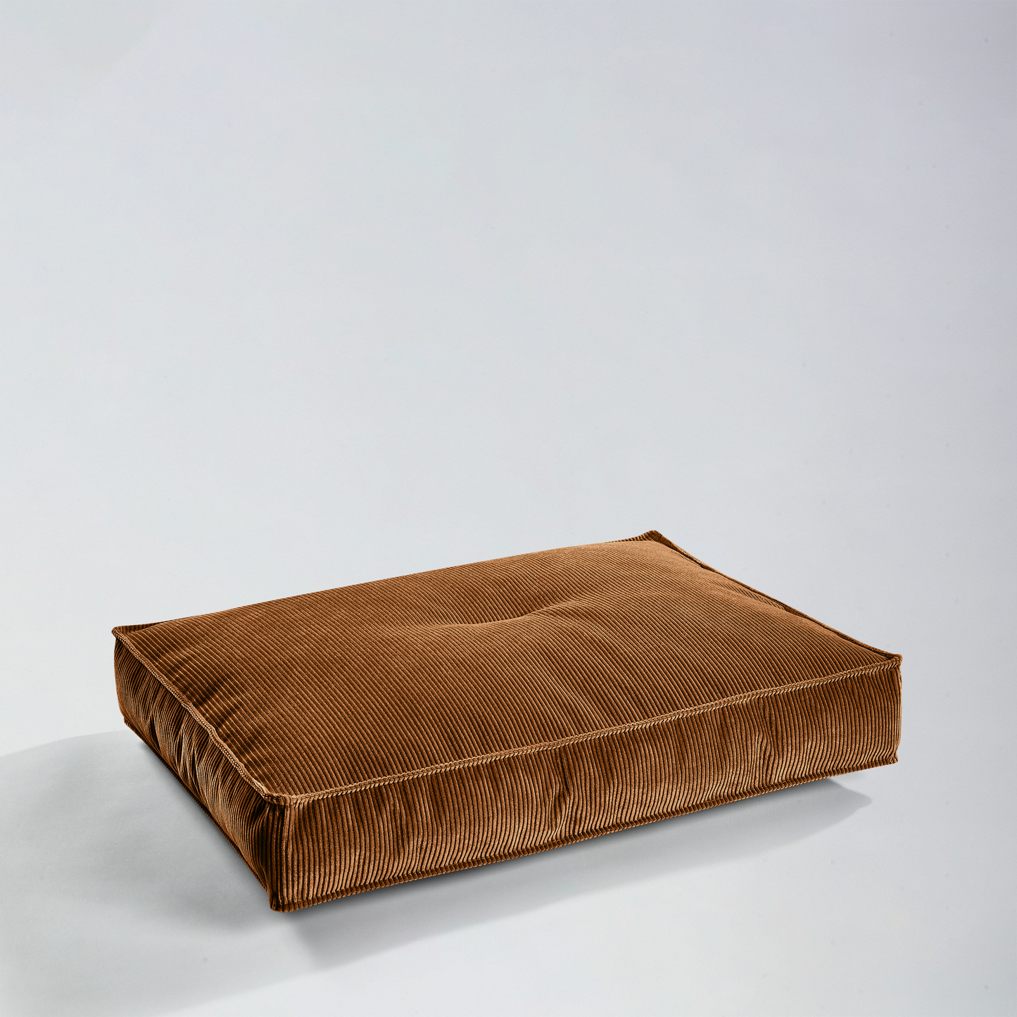 Orthopädisches Design Cord Hundekissen Leia von Buciano in Bronze